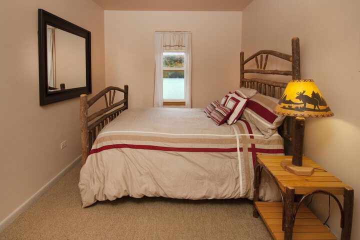 Room 25 of 46