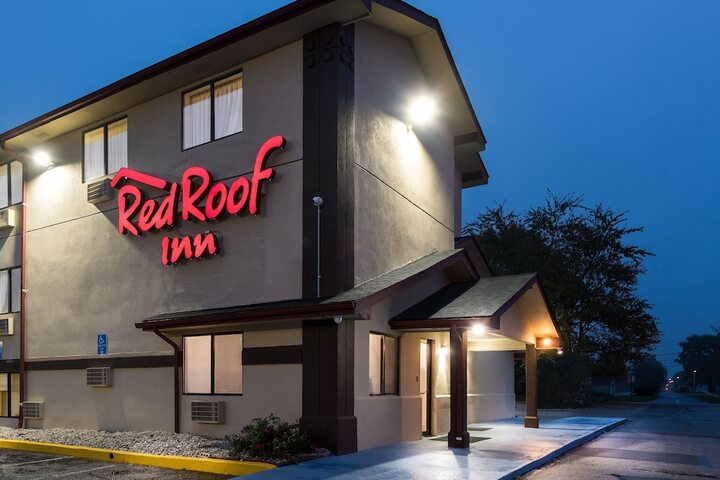 Hotel 3 of 34