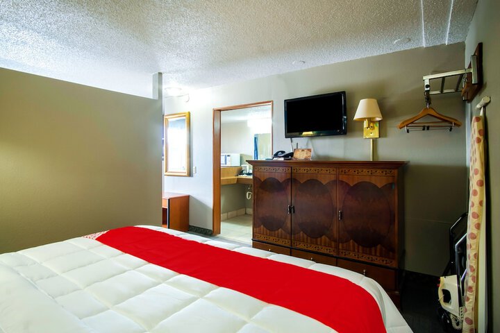 Room 46 of 57