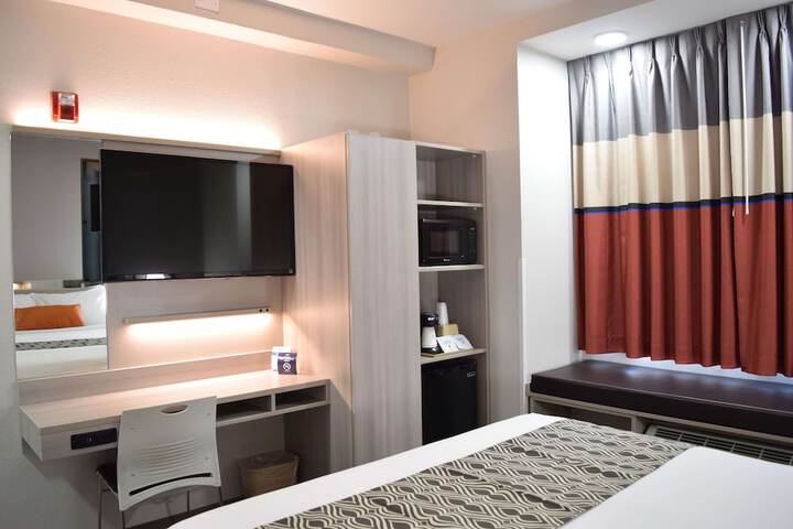 Room 36 of 53