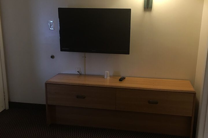 Room 26 of 50