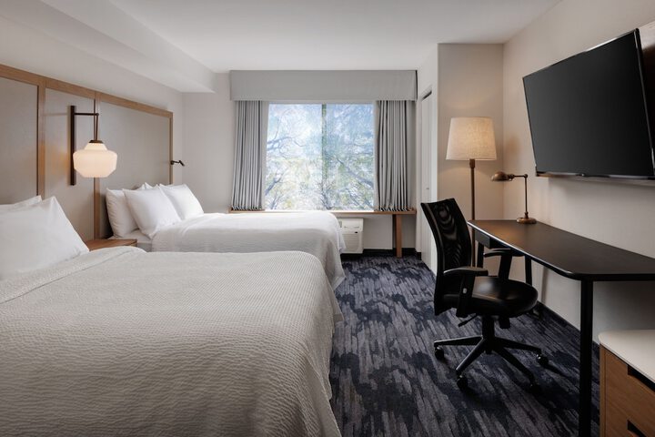 Room 21 of 40