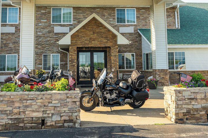 Savanna Inn & Suites