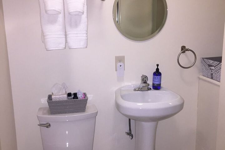 Room 9 of 39