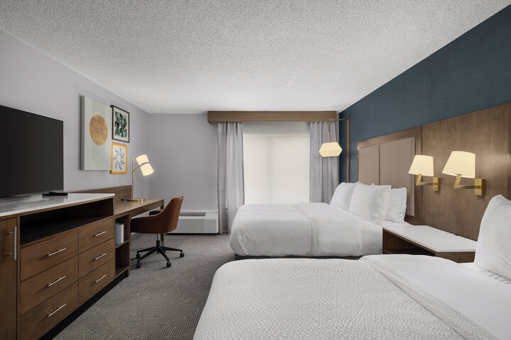 Holiday Inn Coralville Iowa City by IHG