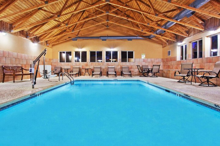 Pool 3 of 18