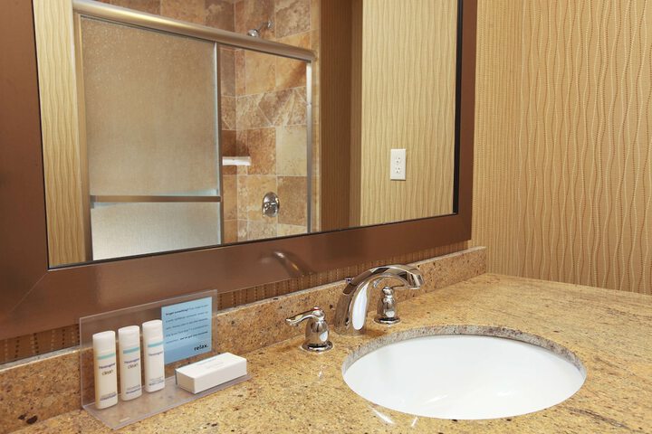 Hampton Inn & Suites by Hilton Fargo Medical Center