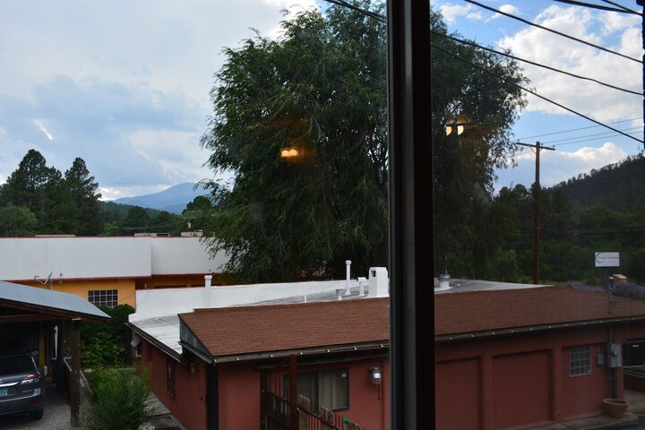 Sitzmark Chalet Inn