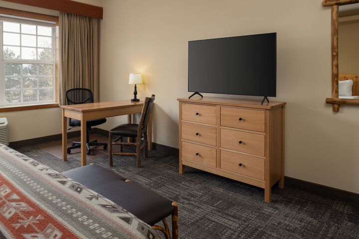 Heathman Lodge