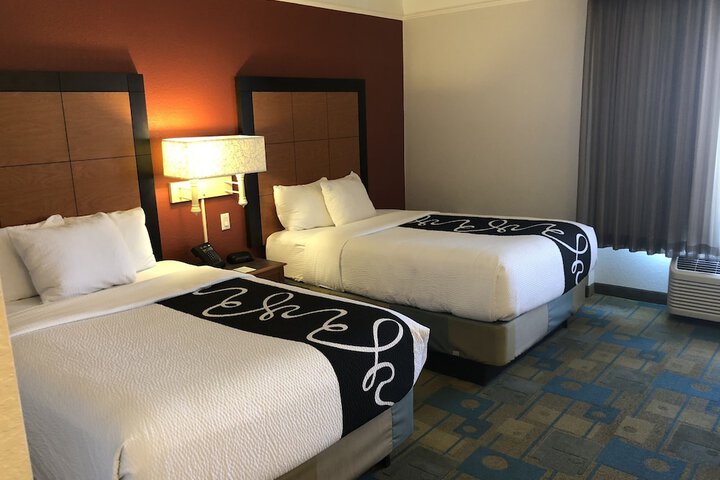 Room 15 of 48