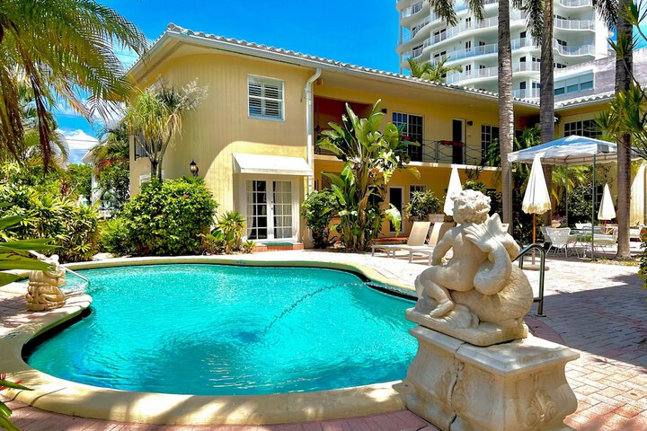 Pool 13 of 37