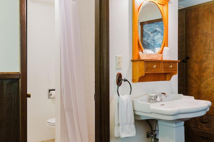 Crystal Mountain Hotels