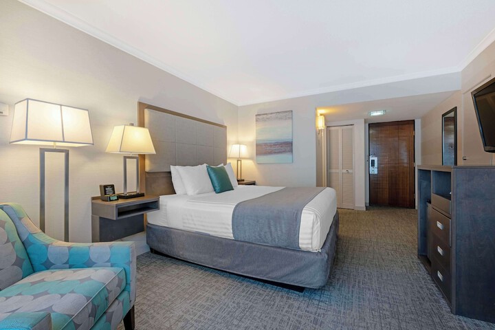 Room 14 of 68