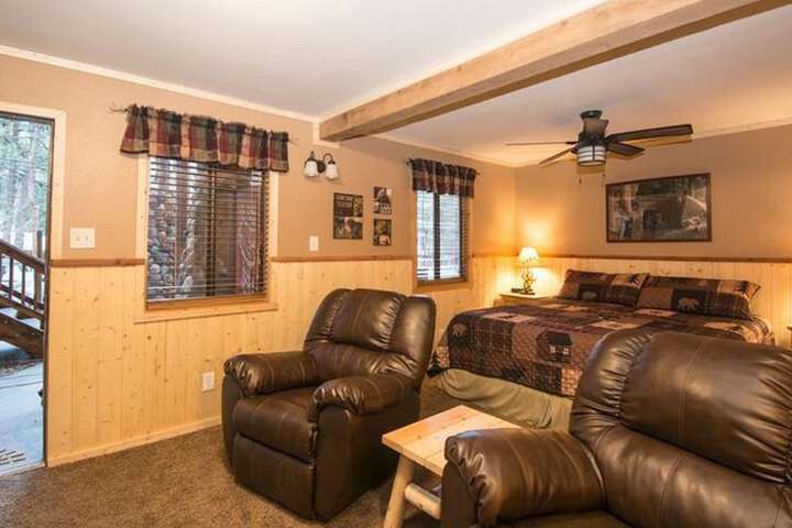 Upper Canyon Inn & Cabins