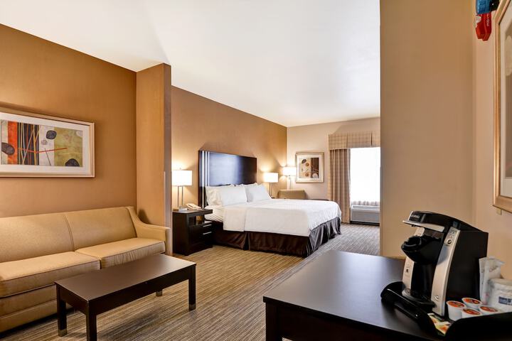 Room 44 of 65
