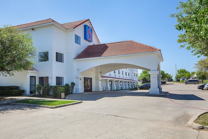 Motel 6 Bedford TX - Fort Worth