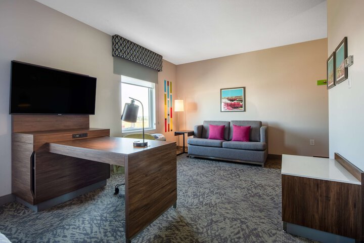 Room 27 of 50
