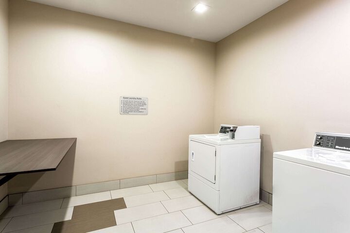 Room 14 of 47