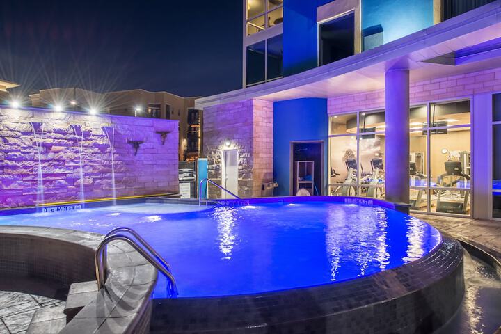 Pool 10 of 72