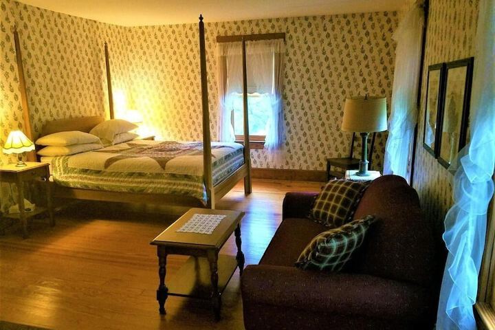 The Wayside Inn