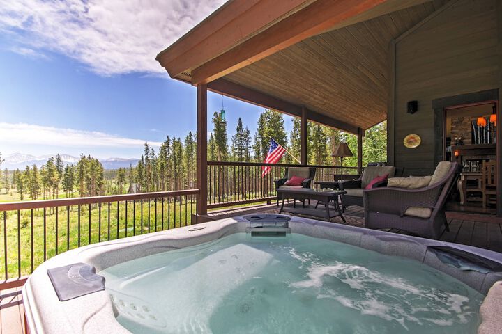 Tabernash Retreat w / Hot Tub & Stunning Mtn Views!