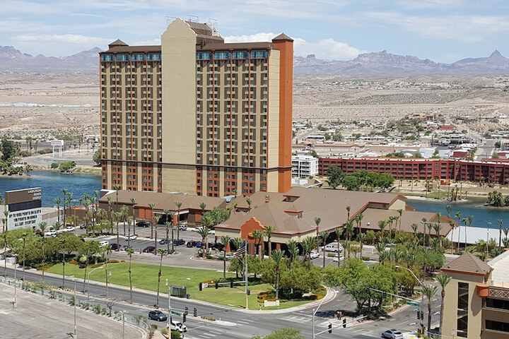 Laughlin River Lodge
