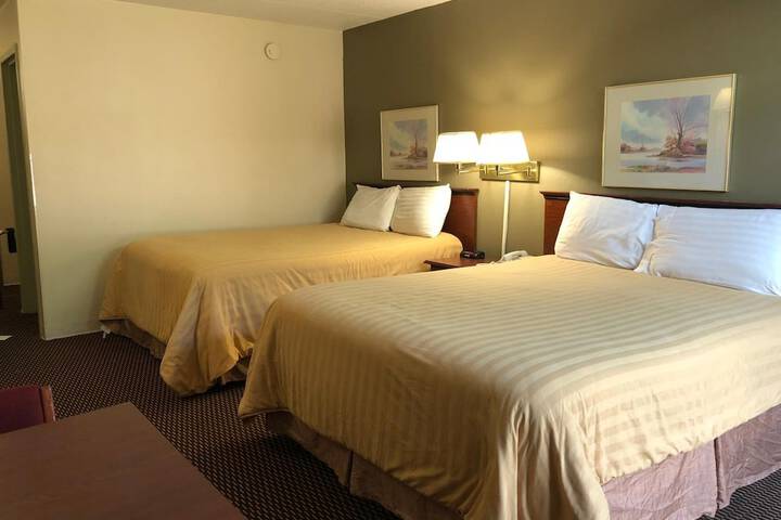 Room 18 of 23