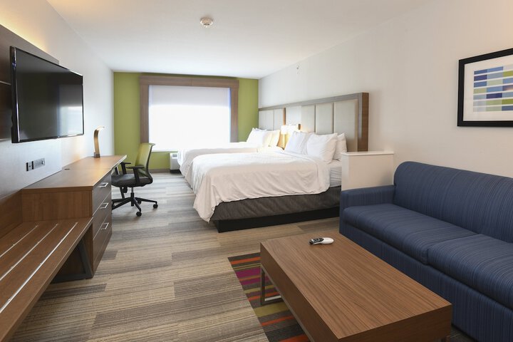 Room 13 of 48
