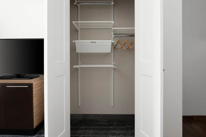 Room 45 of 70