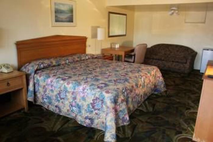 Presidential Inn and Suites