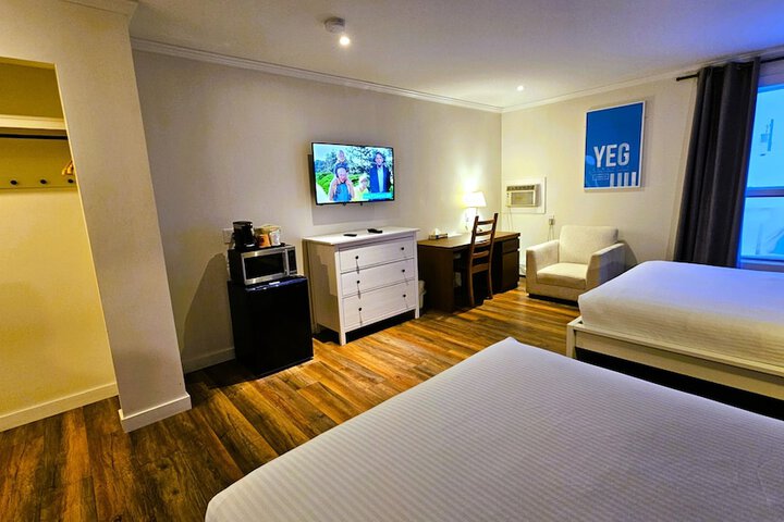 Cloud 9 Inn