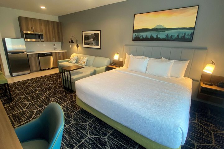 Room 48 of 62