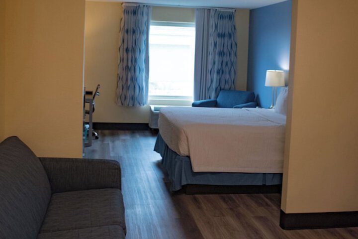 Days Inn & Suites by Wyndham Pocahontas