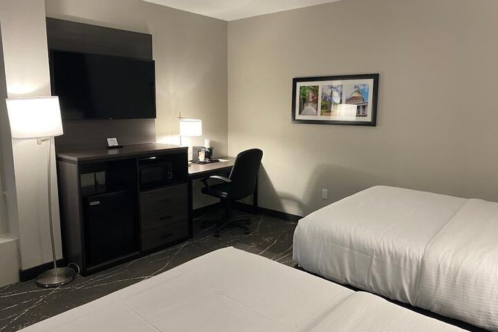 Room 18 of 31