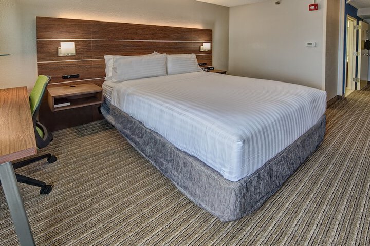 Room 31 of 47