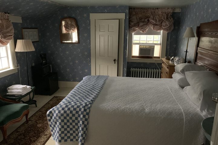 Room 43 of 53