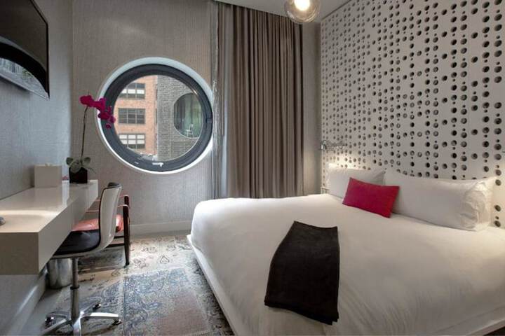 Room 47 of 114