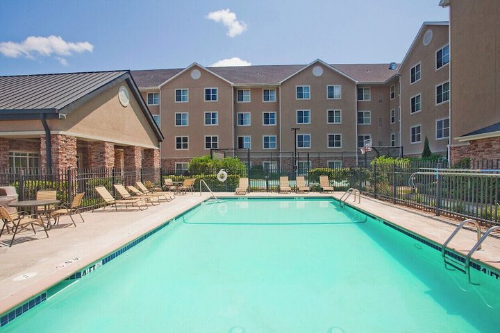 Pool 3 of 30