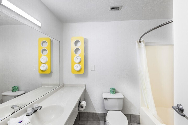 Motel 6 Bedford TX - Fort Worth