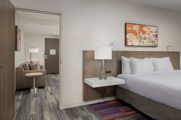Room 28 of 58