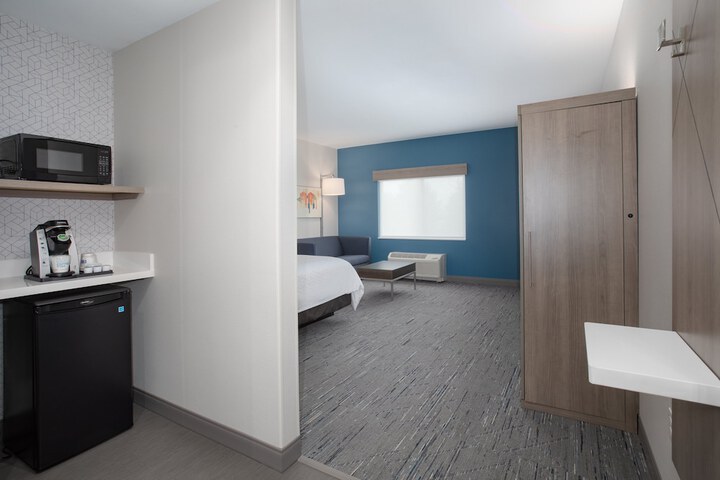 Room 21 of 51