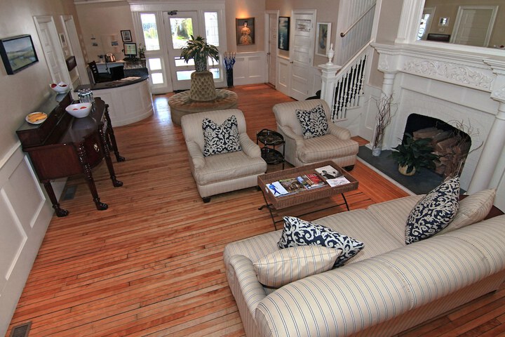 Anchor Inn Beach House