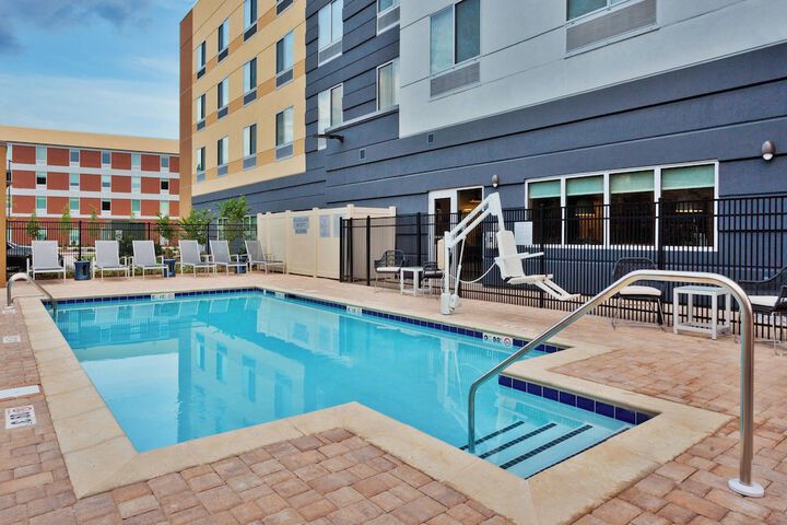 Pool 5 of 30