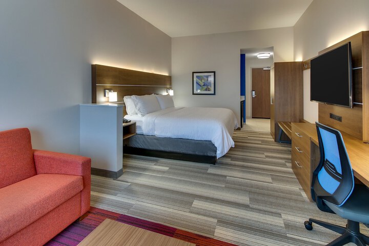 Room 38 of 67
