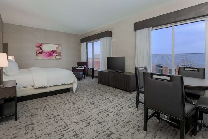 Room 53 of 92