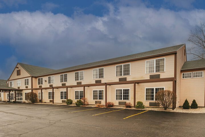 Hotel 2 of 57