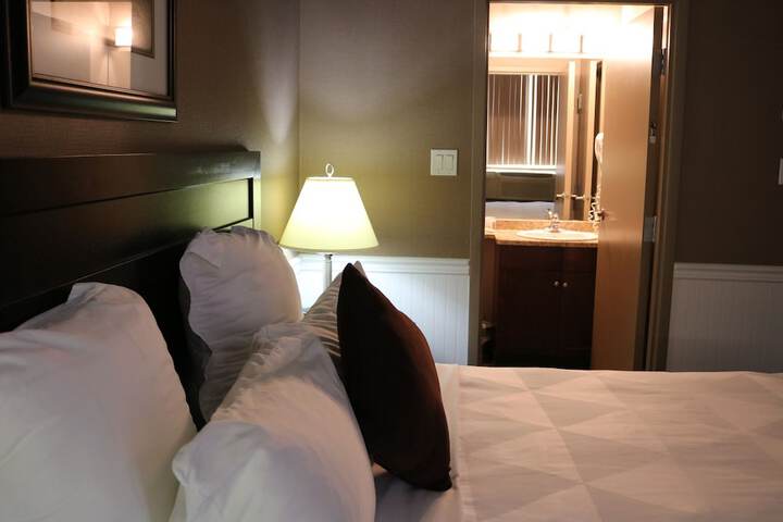 Nomad Hotel and Suites
