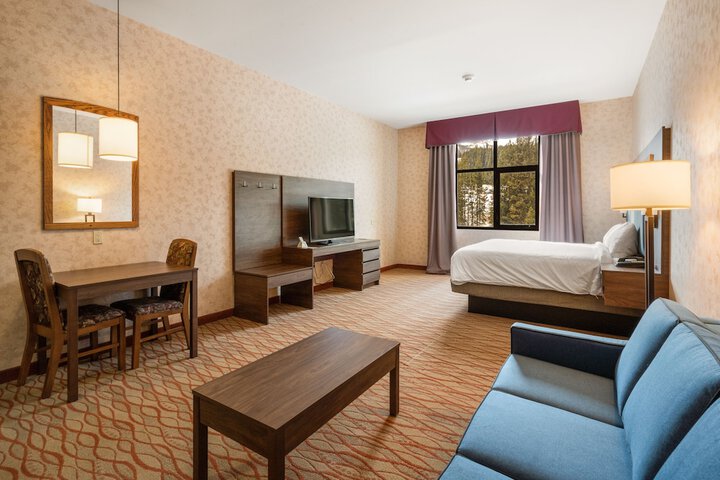 Room 26 of 69
