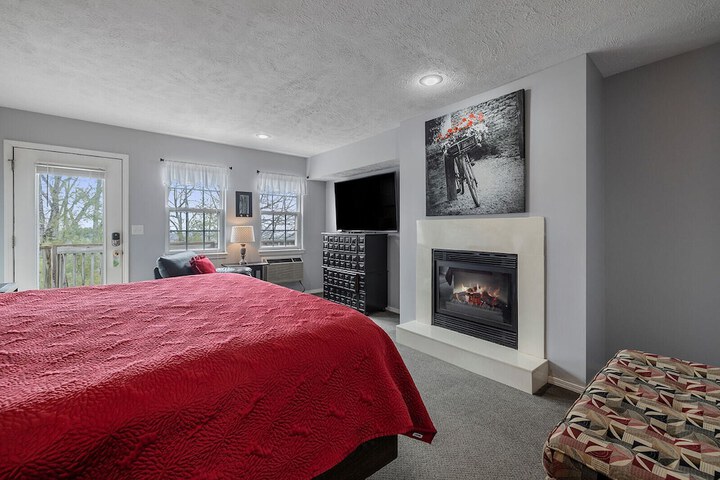 Room 124 of 153