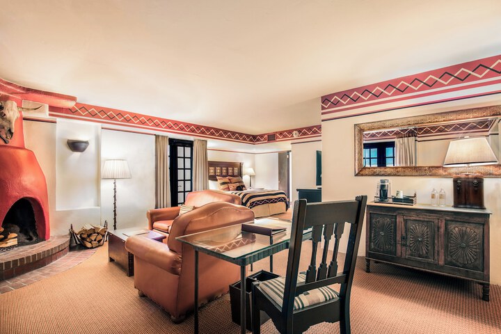 Room 21 of 37